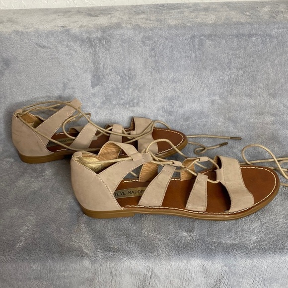 Steve Madden Gabriela Lace Up Gladiator Suede Sandal Taupe Size 7.5 - Picture 2 of 9
